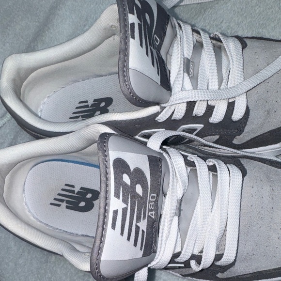 New Balance 480 Gray and White Sneakers - Picture 5 of 5